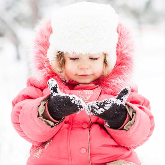 როგორ ჩავაცვათ ბავშვს ზამთარში – ის, რაც ყველა დედამ უნდა გაითვალისწინოს როგორ ჩავაცვათ ბავშვს ზამთარში – ის, რაც ყველა დედამ უნდა გაითვალისწინოს