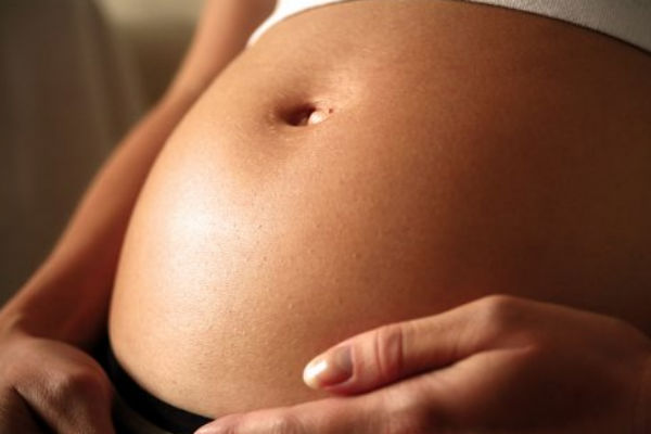 ,,ქალებს გაჭინთვა ეზარებათ’’ - გინეკოლოგები გაუტკივარებითა და საკეისრო კვეთით მშობიარობის შესახებ