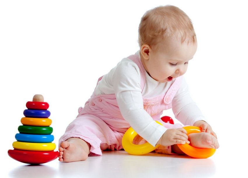 ბავშვი 7 თვის ასაკში