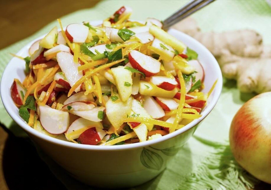 სალათი „დალილა“ ვაშლით და ნიახურით – დალილას მოუმზადეთ,მარტივად სწრაფად თან ძალიან მოეწონება